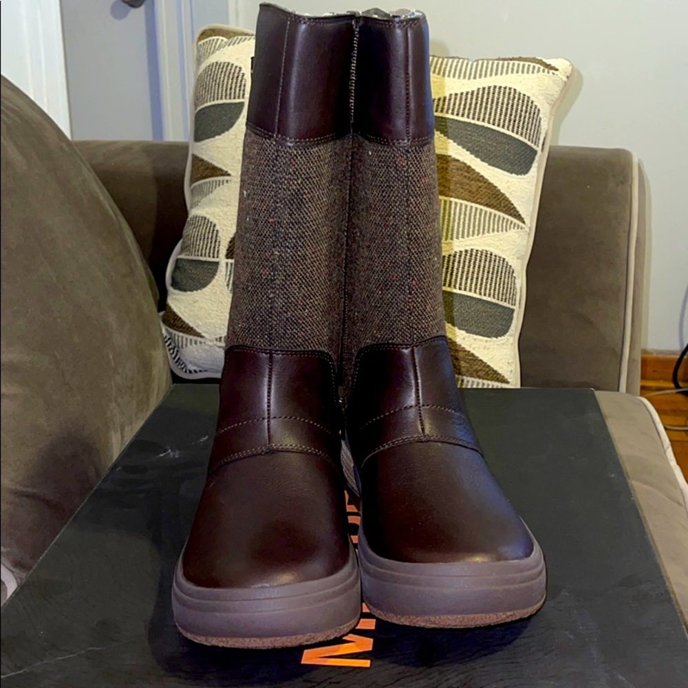 MERRELL Waterproof BOOTS